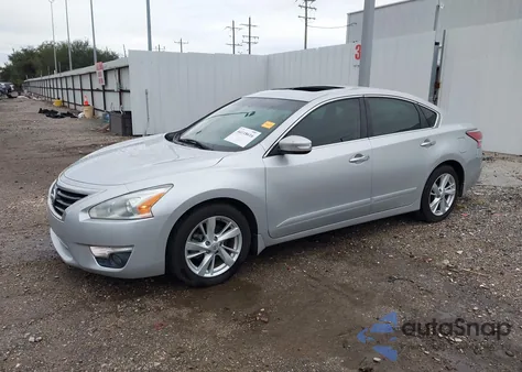 2015 Nissan Altima 2.5 Sv из США, поврежденный, VIN 1N4AL3AP2FC214851